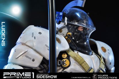 مجسمه 63 اینچی از لوگوی استودیوی Kojima Productions 14