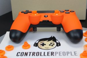معرفی کنترلر نارنجی رنگ Dualshock 4 برای PS4
