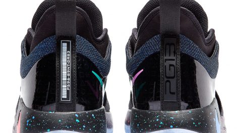معرفی کفش Nike با طرح Playstation 17