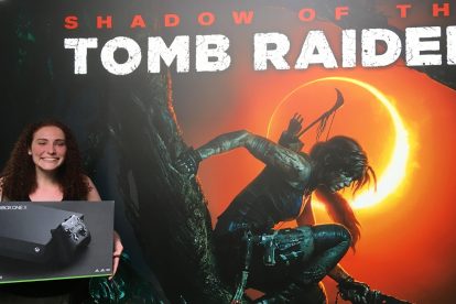 طرفدار Tomb Raider هزارپا خورد و Xbox One X جایزه گرفت !
