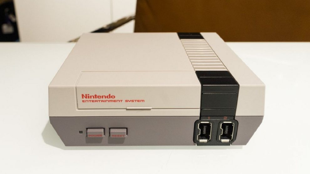 نام اولین کنسول Nintendo چگونه تلفظ می‌شود ؟